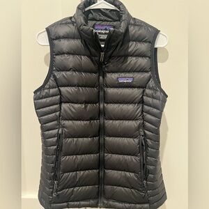 Patagonia Womens down vest black small